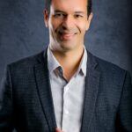 Por 10 anos vivi o jogo corporativo. Posso te ajudar a ter clareza sobre sua carreira e os caminhos possíveis.